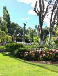 Zadbany ogród przez cały sezon